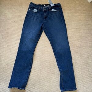 Levi's Women's Dark Blue Straight Leg Jeans “Classic Straight Size 12”